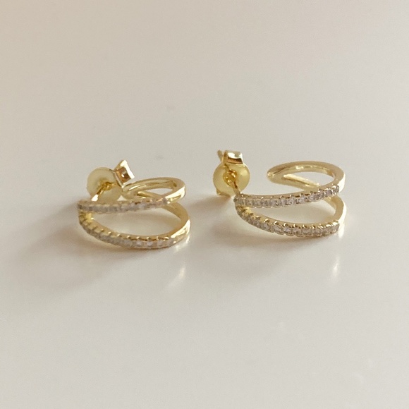 NEW SHASHI Pave Earrings - Picture 3 of 7